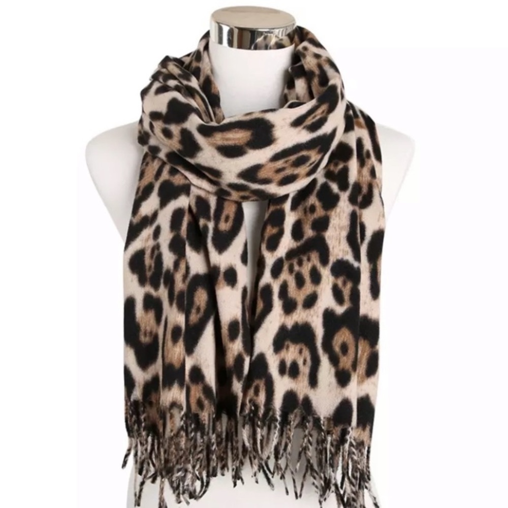 SOLD OUT Beige Leopard Knit Tassel Blanket Scarf - Picture 1 of 2